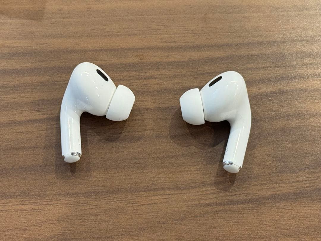 イヤホン AirPods Pro (2nd generation) MQD83J/A