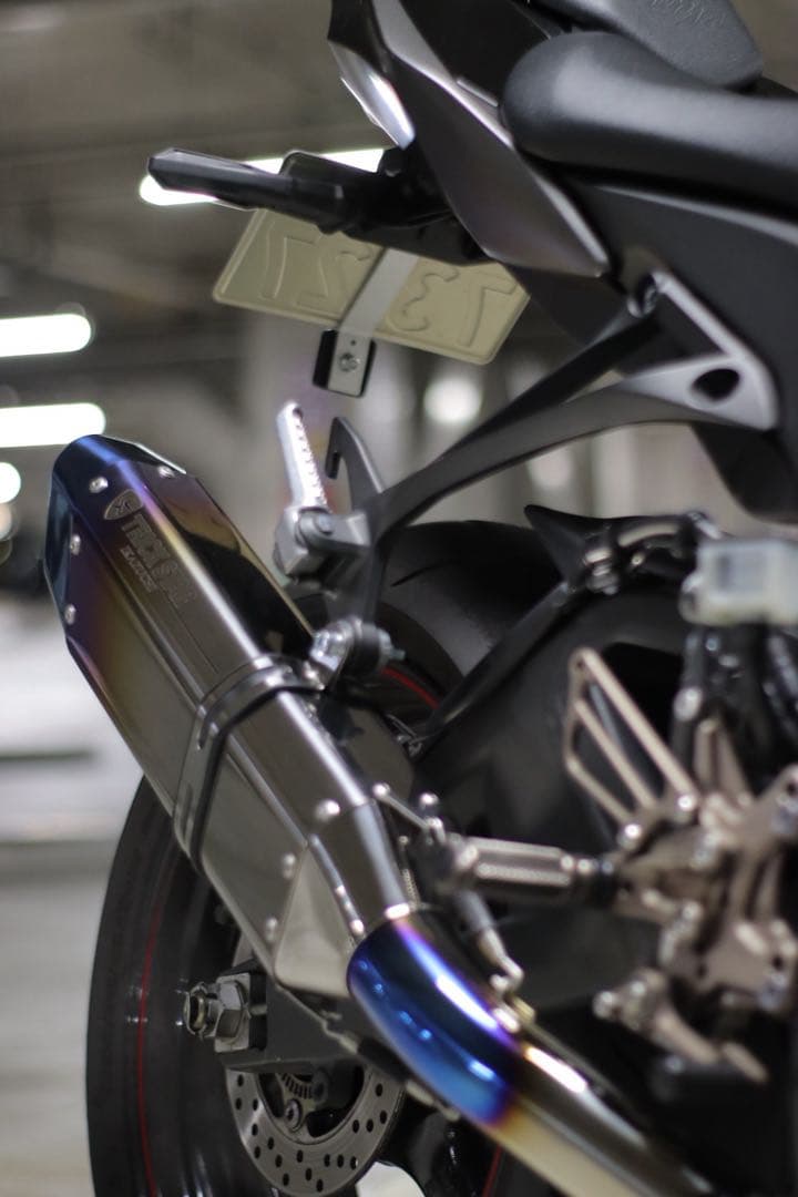 ZX10R TRICK STARレーシングスリップオン　(2021-2025)