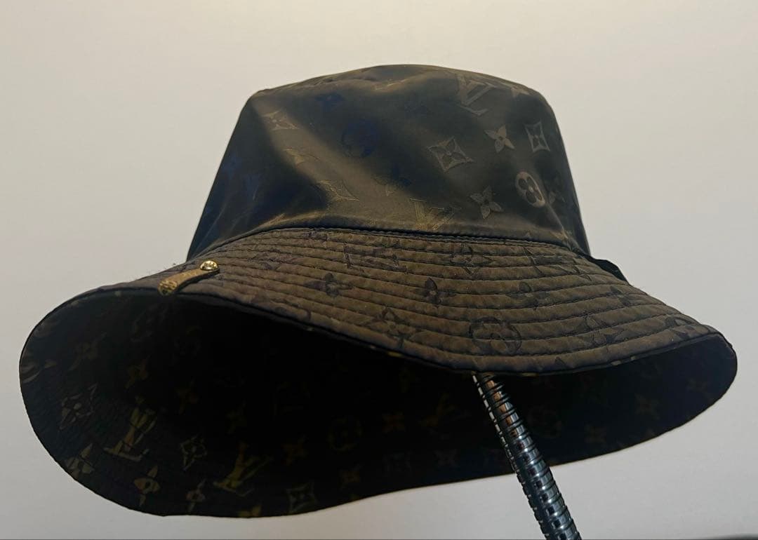 魂美品★ルイヴィトン★M76720 ボブ・モノグラムリバーシブルハットS