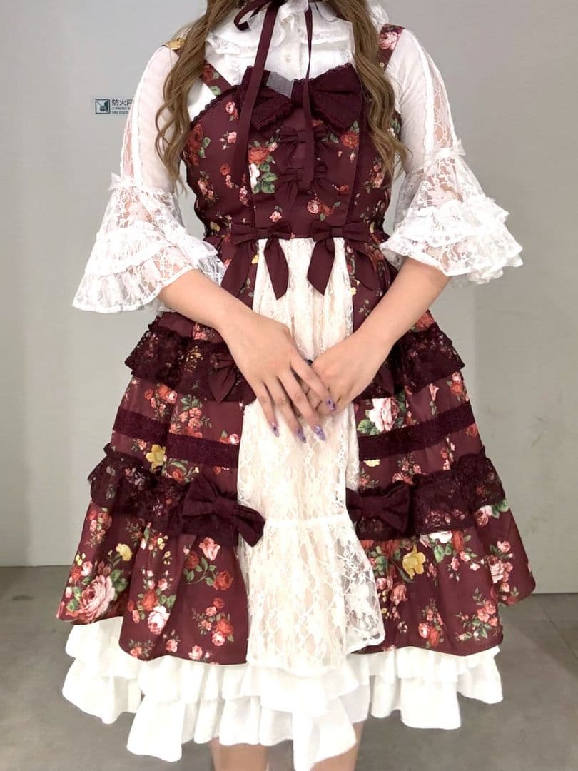 axes kawaii アンティークローズ柄ジャンパースカート＋ボンネットセット