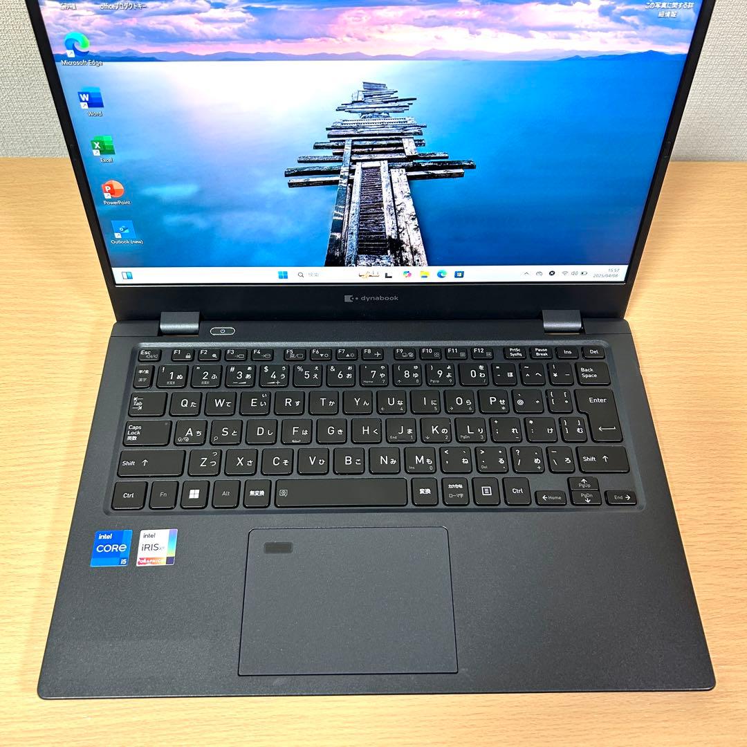 東芝 TOSHIBA dynabook G83/KW 512GB 16GB i5