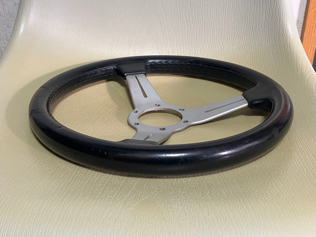 【専用】FET刻印有 ナルディ ステアリング クラシック シルバー 33φ