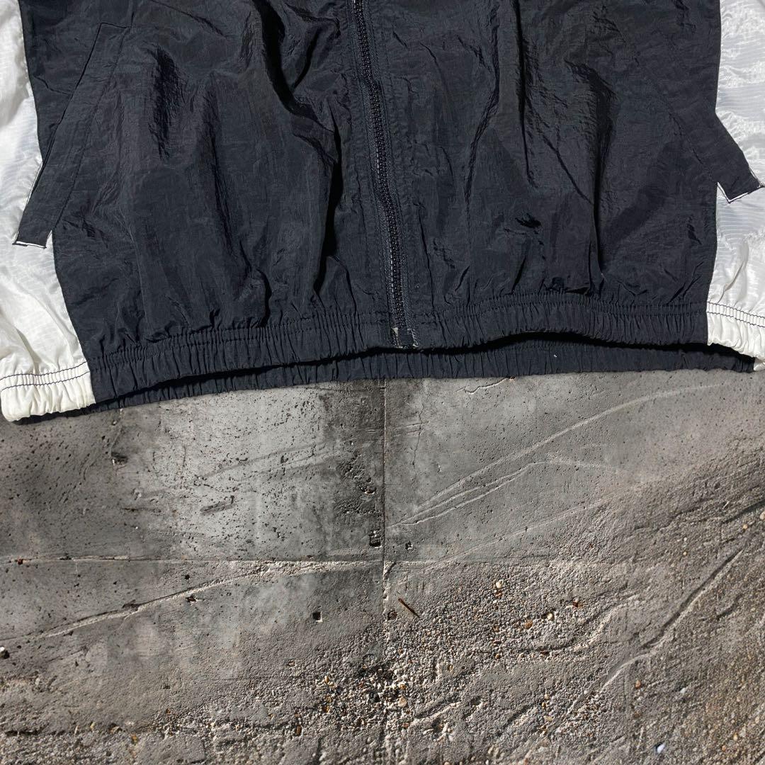 激レア90sReebokナイロンジャケット バックロゴ刺繍ロゴ古着ヴィンテージ