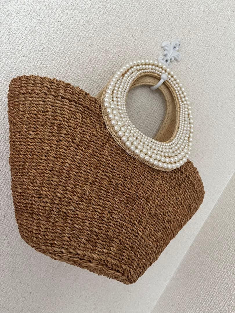 素敵に可愛いい⭐︎アナトリエ⭐︎ベージュ パール装飾 かごバッグ