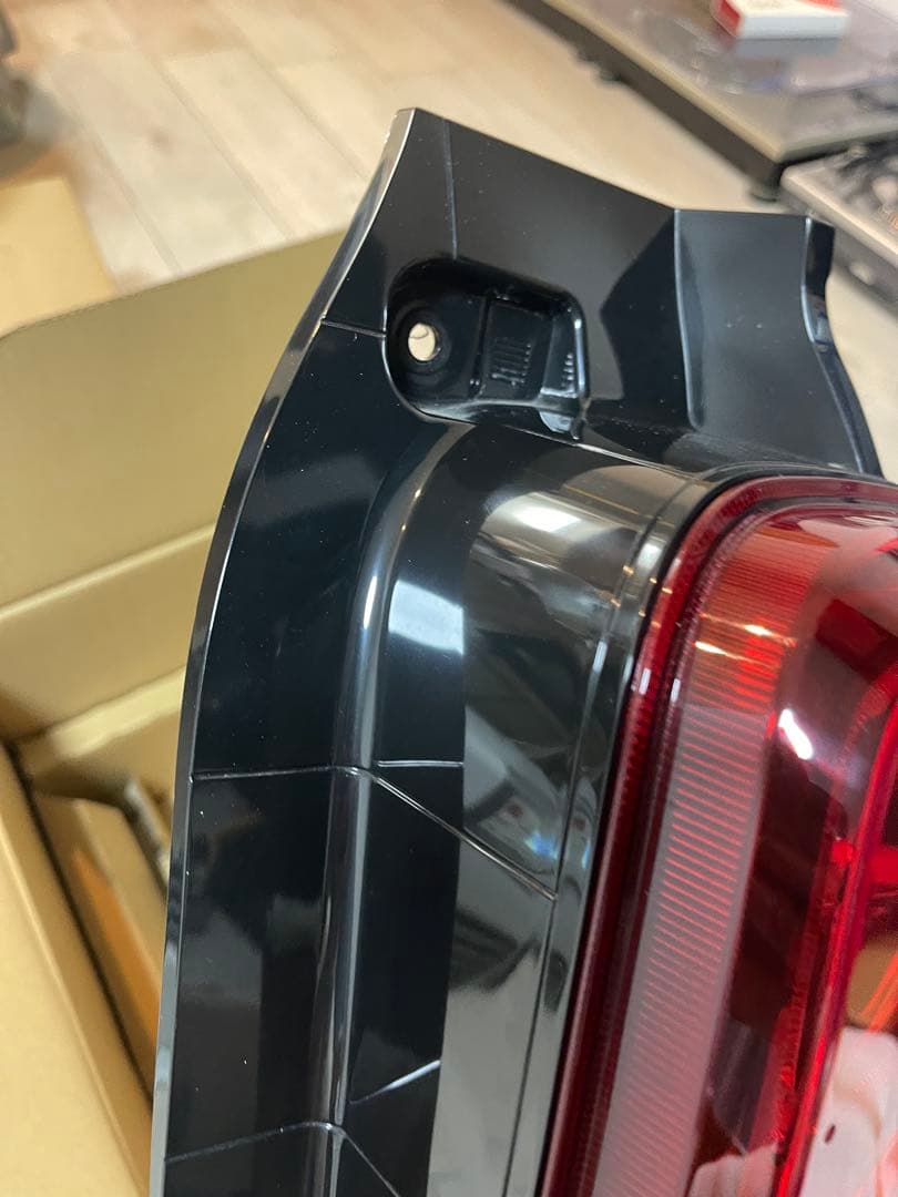 ワゴンRスマイル MX91S/MX81S 純正 右 テールライト ランプ