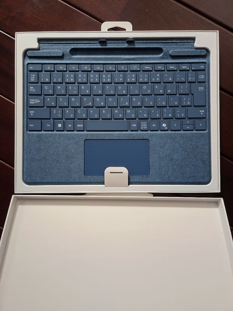 【新品未使用】Microsoft Surface キーボード 【保証書付】