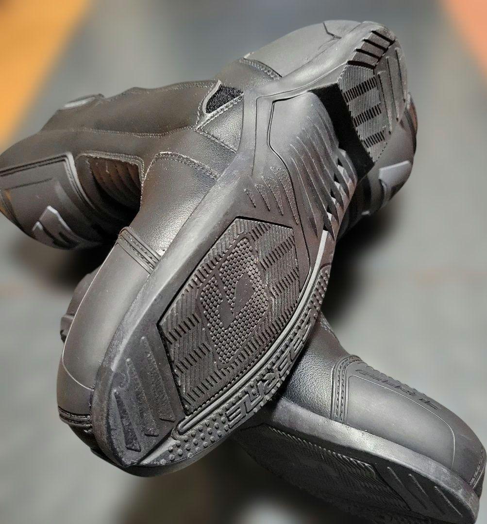 GAERNE ガエルネ G-RT 黒