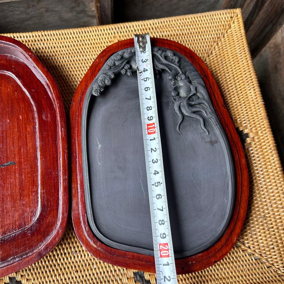 金魚？ 鯉？彫刻デザイン 木製硯箱 楕円形