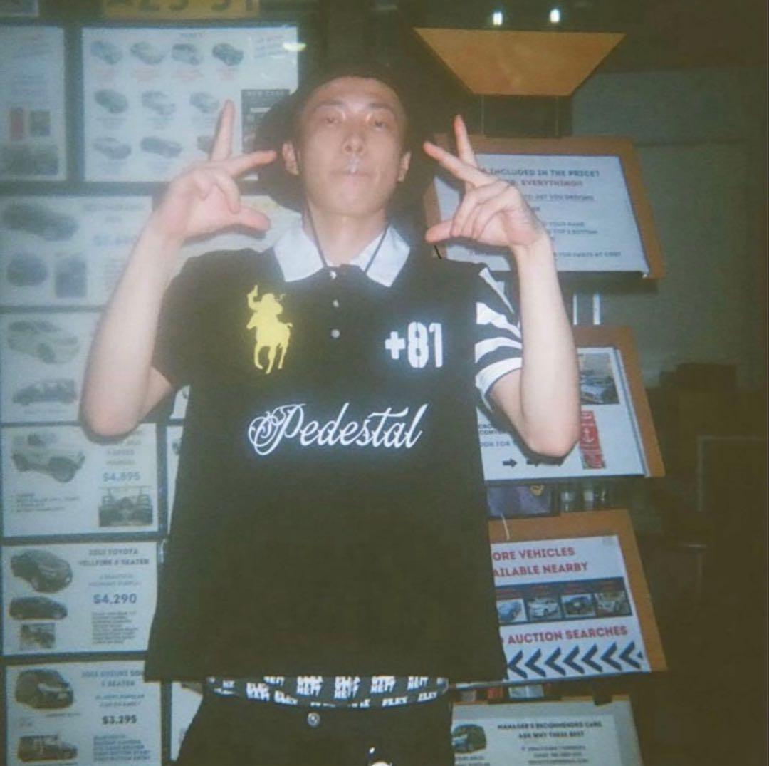 Pedestal 黒 ポロシャツ +81