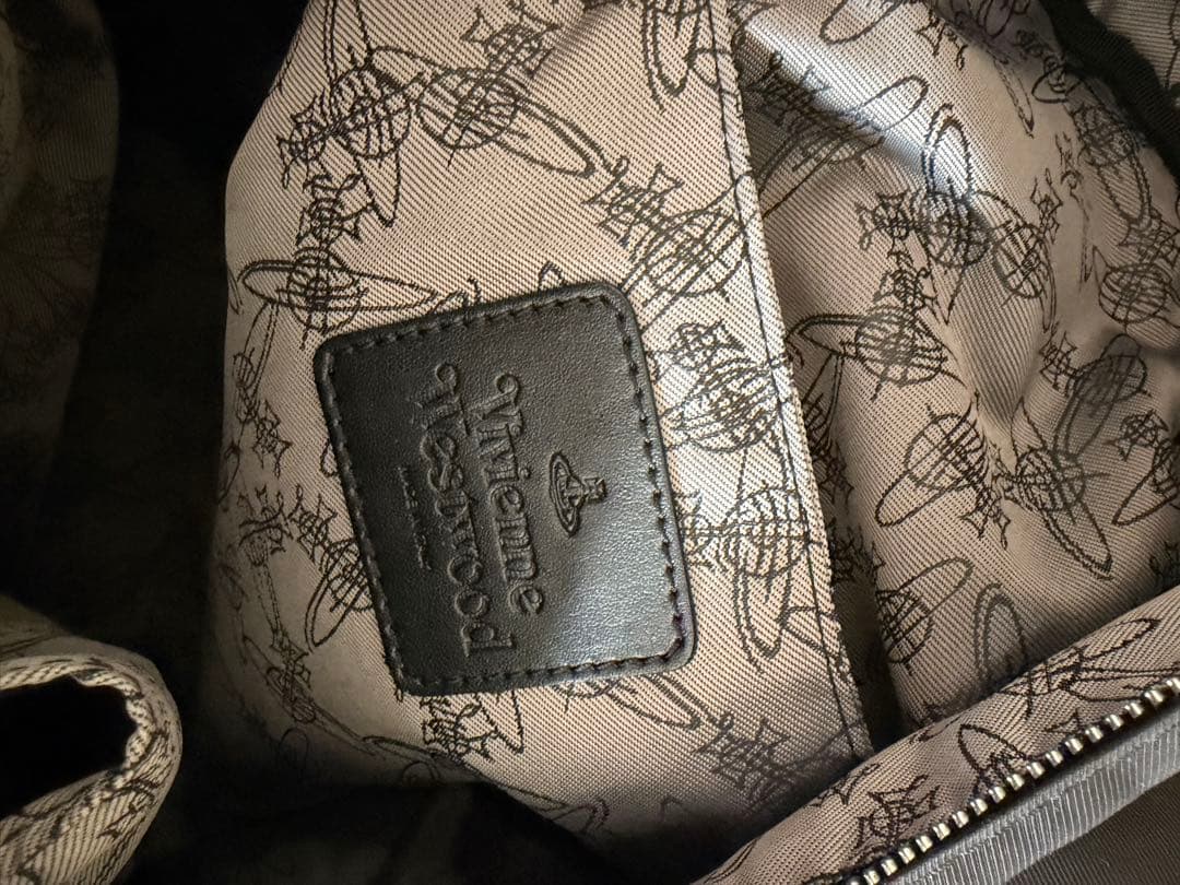 ヴィヴィアン バックパック ナイロン　黒　リュック