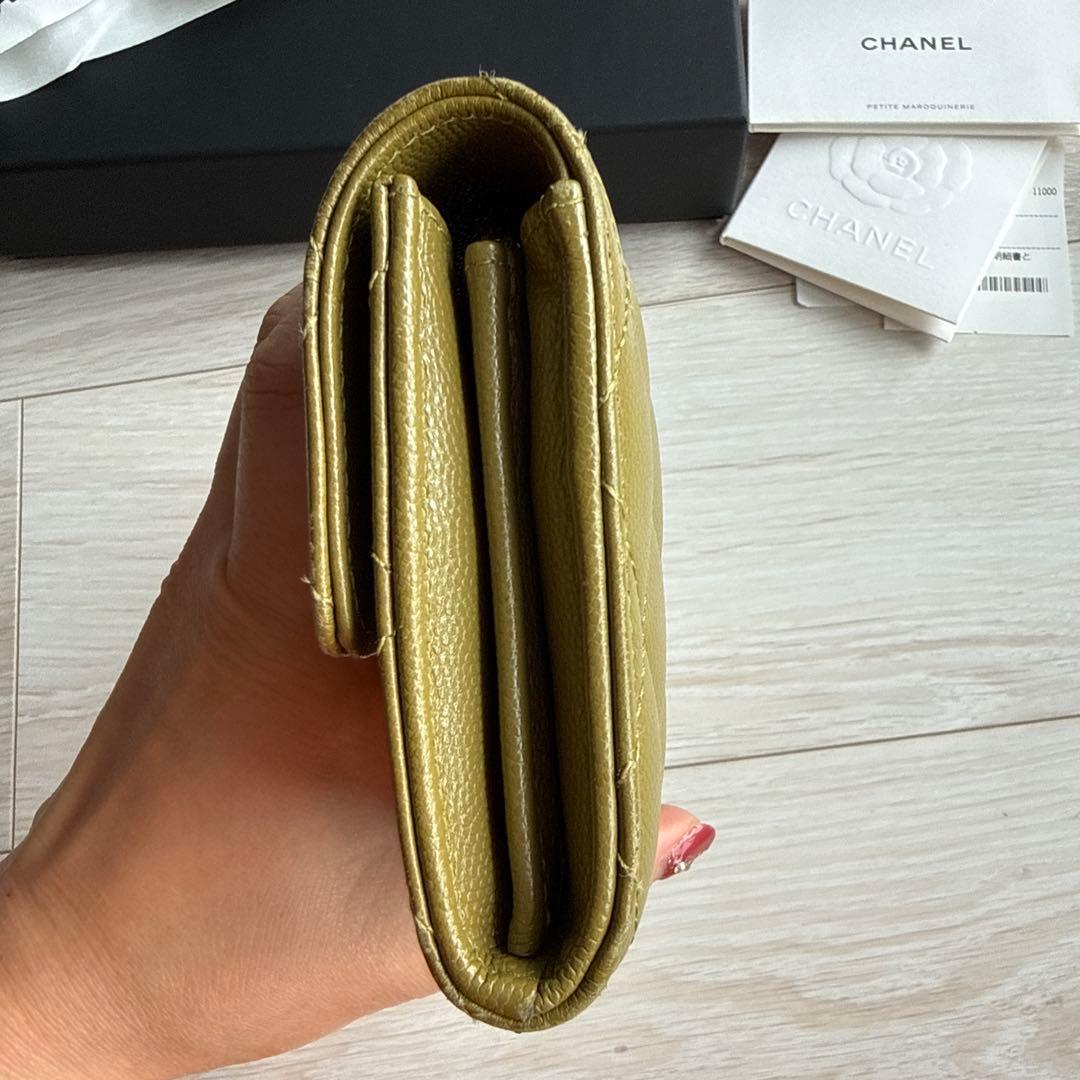 CHANEL キルティング 長財布 オリーブグリーン　キラキラ