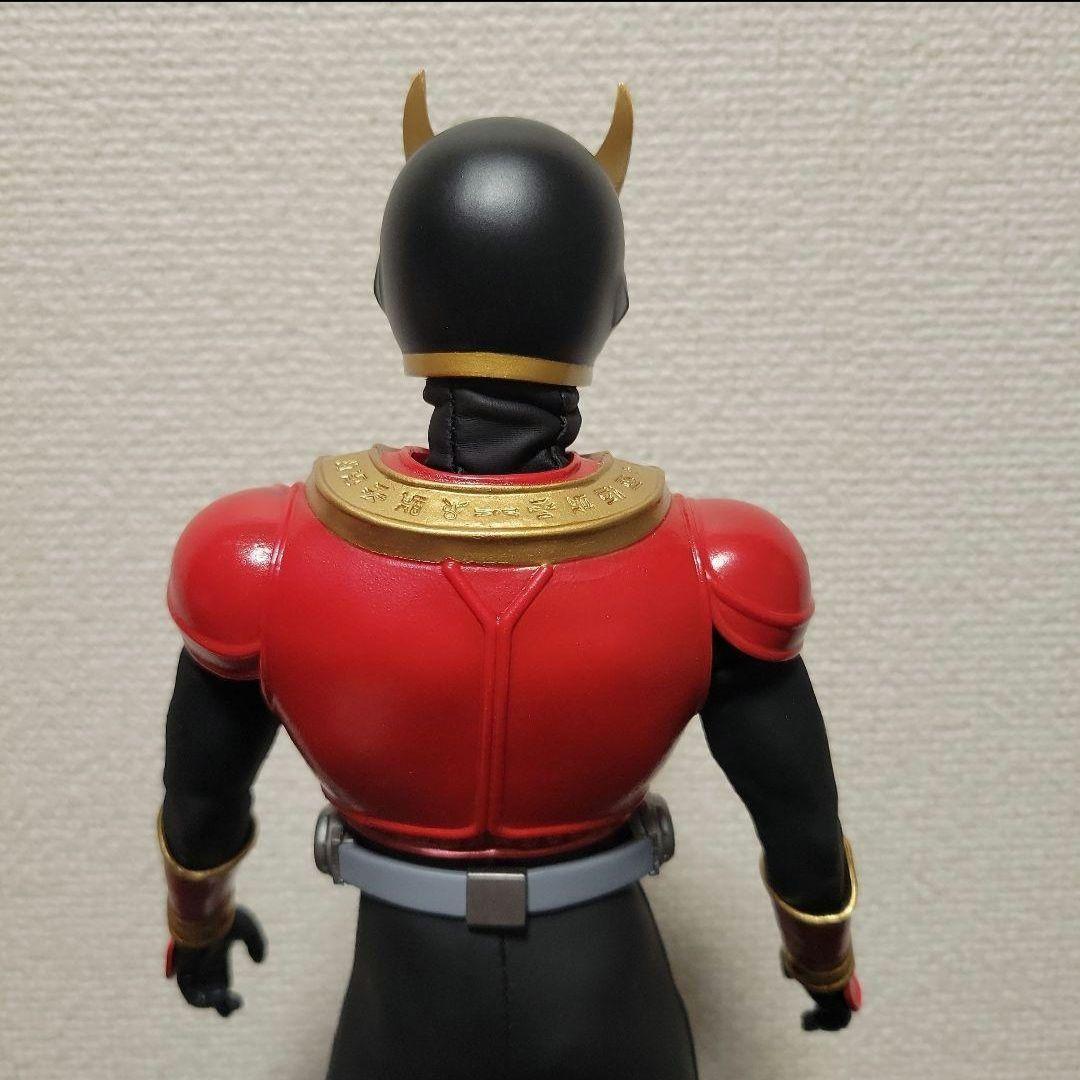 リアルアクションヒーローズ　仮面ライダークウガ　フィギュア　rah