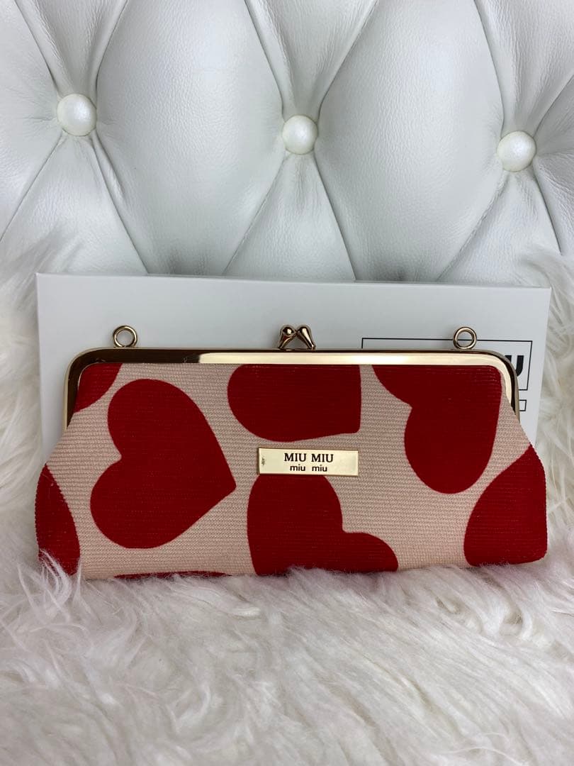 MIU MIU ハート柄 クラッチバッグショルダーバッグ正規品ノベルティ新品