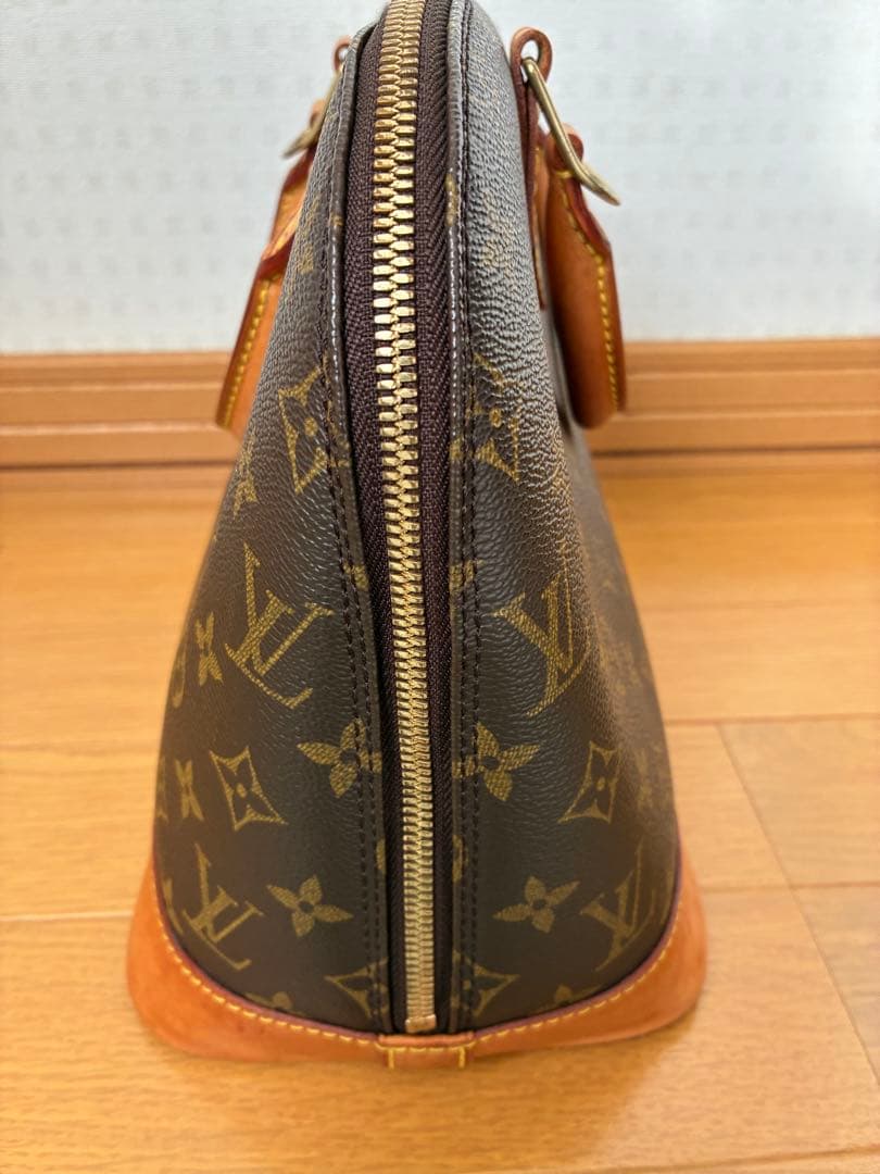 ルイ・ヴィトン　アルマ　モノグラム　ハンドバッグ