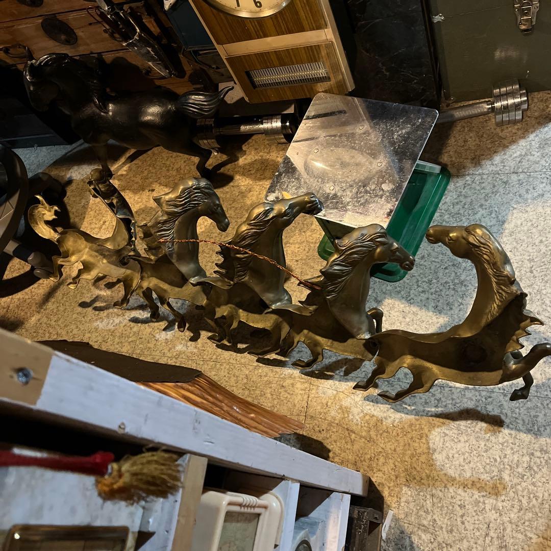 真鍮の馬の壁掛け、真鍮の馬、馬の壁掛け、120センチ、高さ約40．重さ9キロ