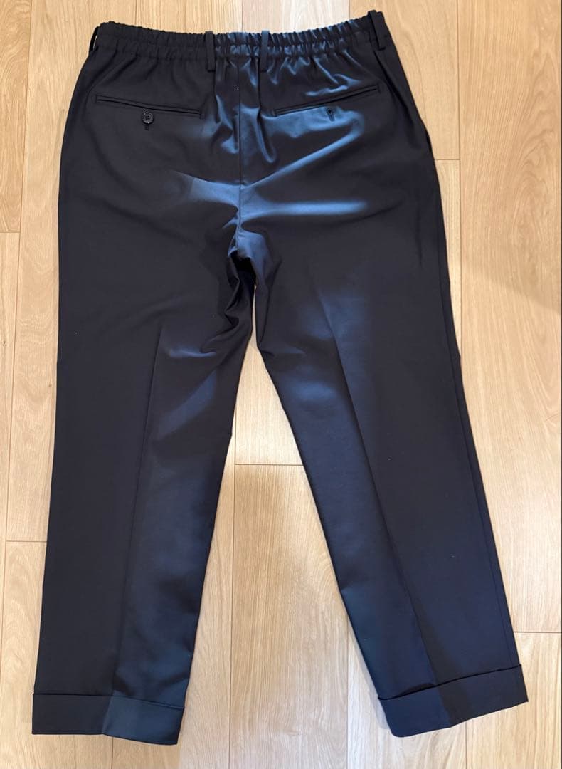 【ゴッチ】ラルディーニ 春夏セットアップ 48 墨黒色 国内正規品