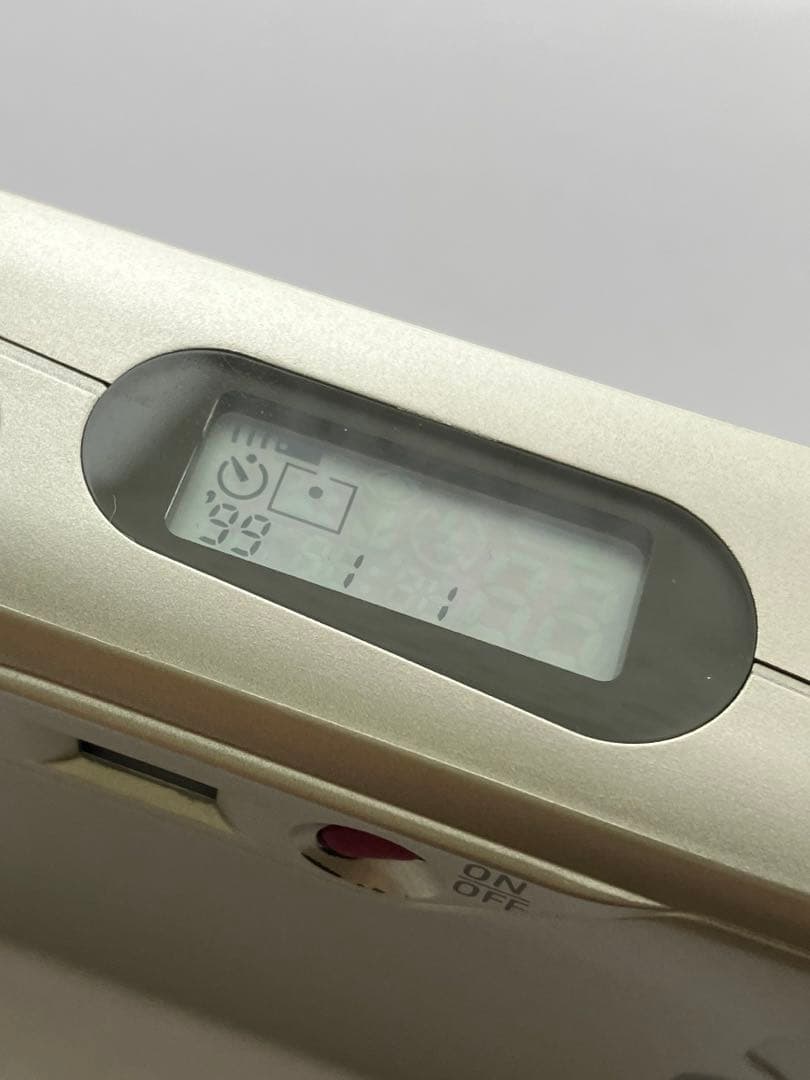 リコー　Ricoh R10 コンパクトフィルムカメラ