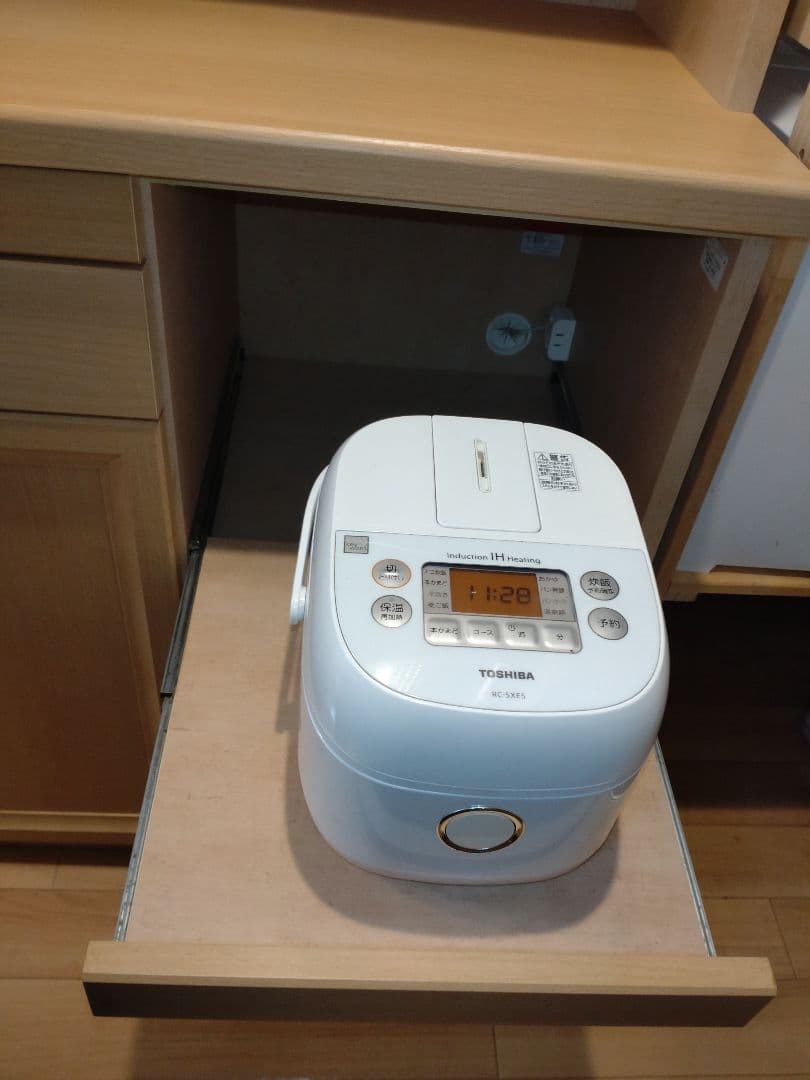 食器棚　キッチンボード　レンジボード