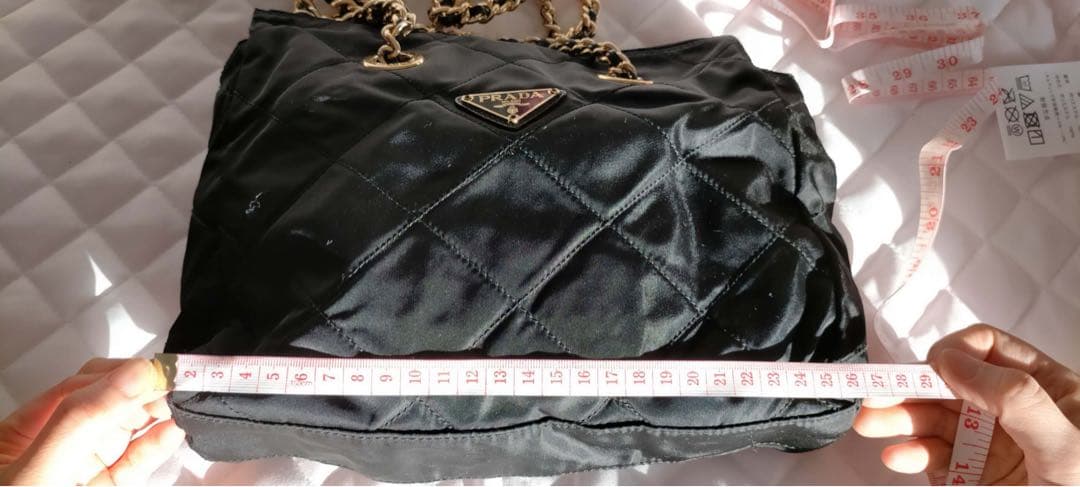 PRADA ブラックナイロンショルダーバッグ