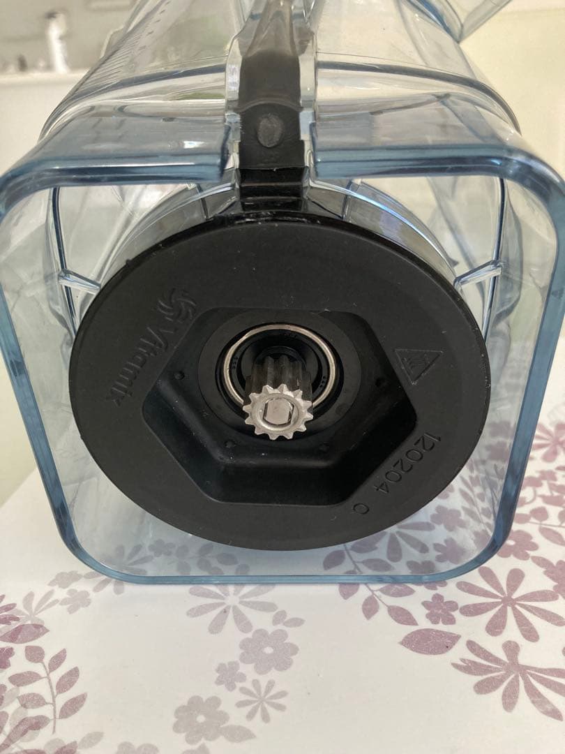 にゃんまる様へ　　Vitamix V1200i （ホワイト）