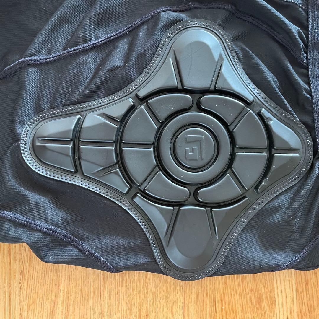 メンズ Burton インパクト ショーツ ヒッププロテクター　Lサイズ