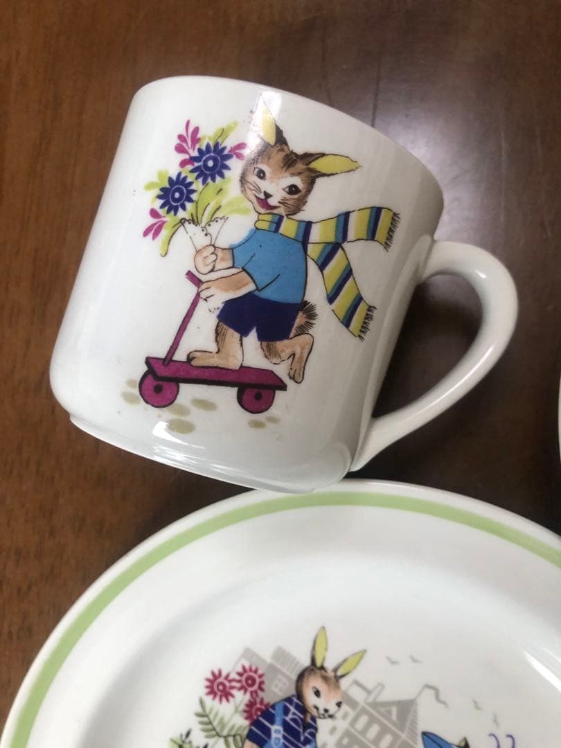 ARABIAアラビア「HUPI」　ライヤ・ウオシッキネン　子供用セット　カップ