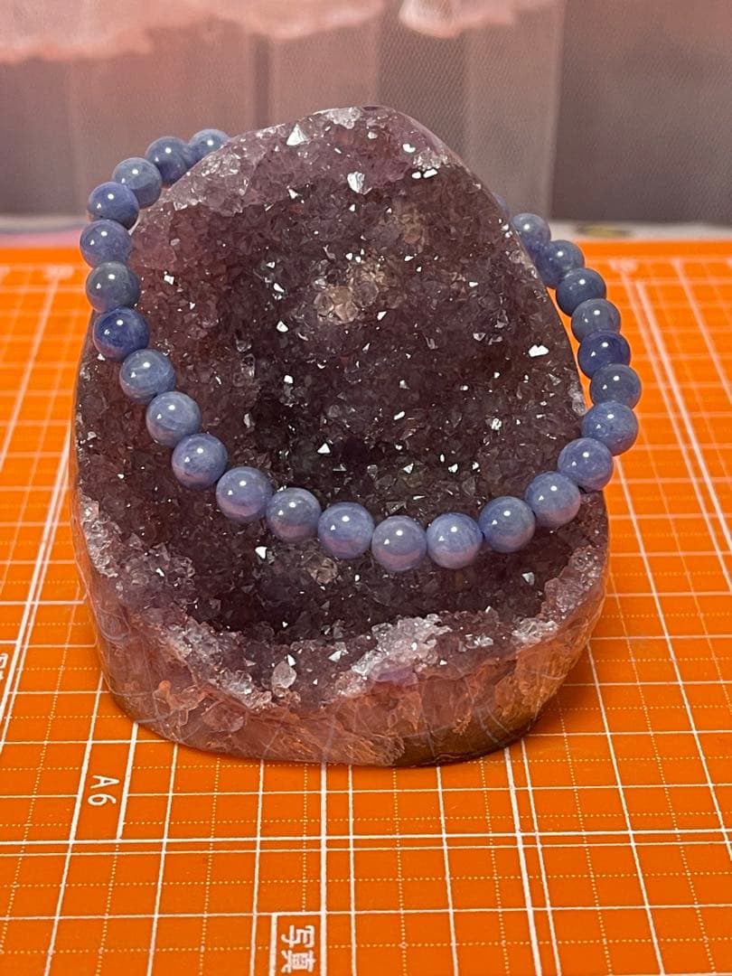 原石 天然石　浄化　ウルグアイ産 アメジスト 赤色　水晶クラスター　⑦