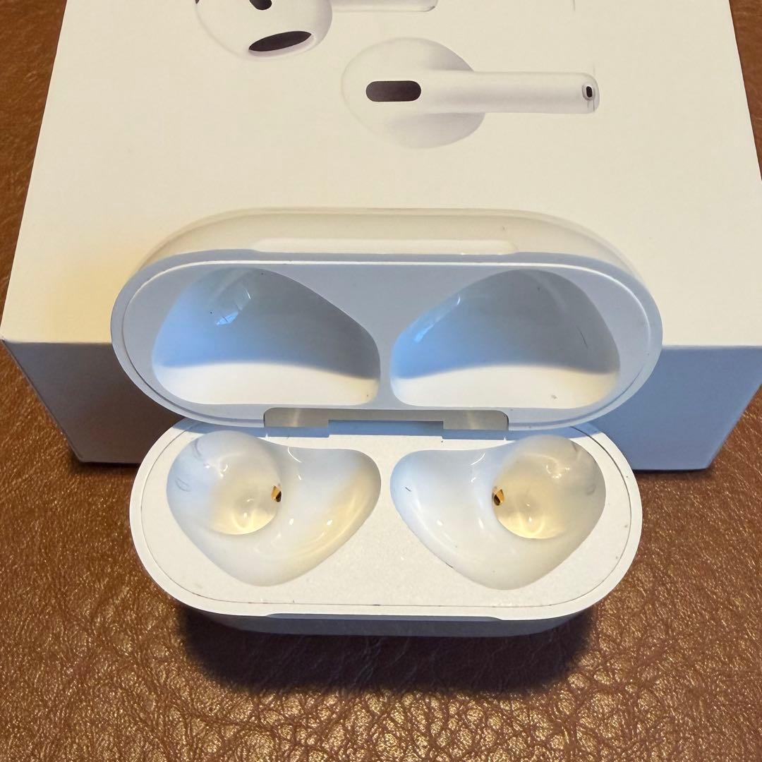 Apple Airapods4(ANC)アクティブノイズキャンセリング搭載