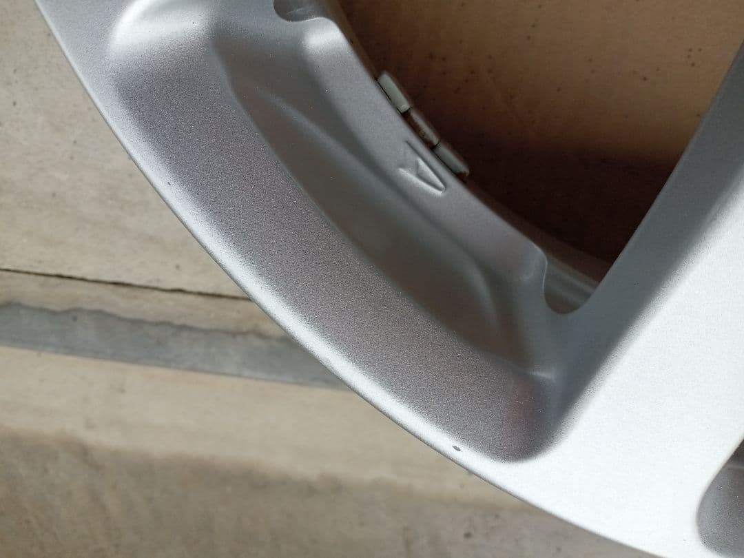 ダイハツ純正１４インチホイール