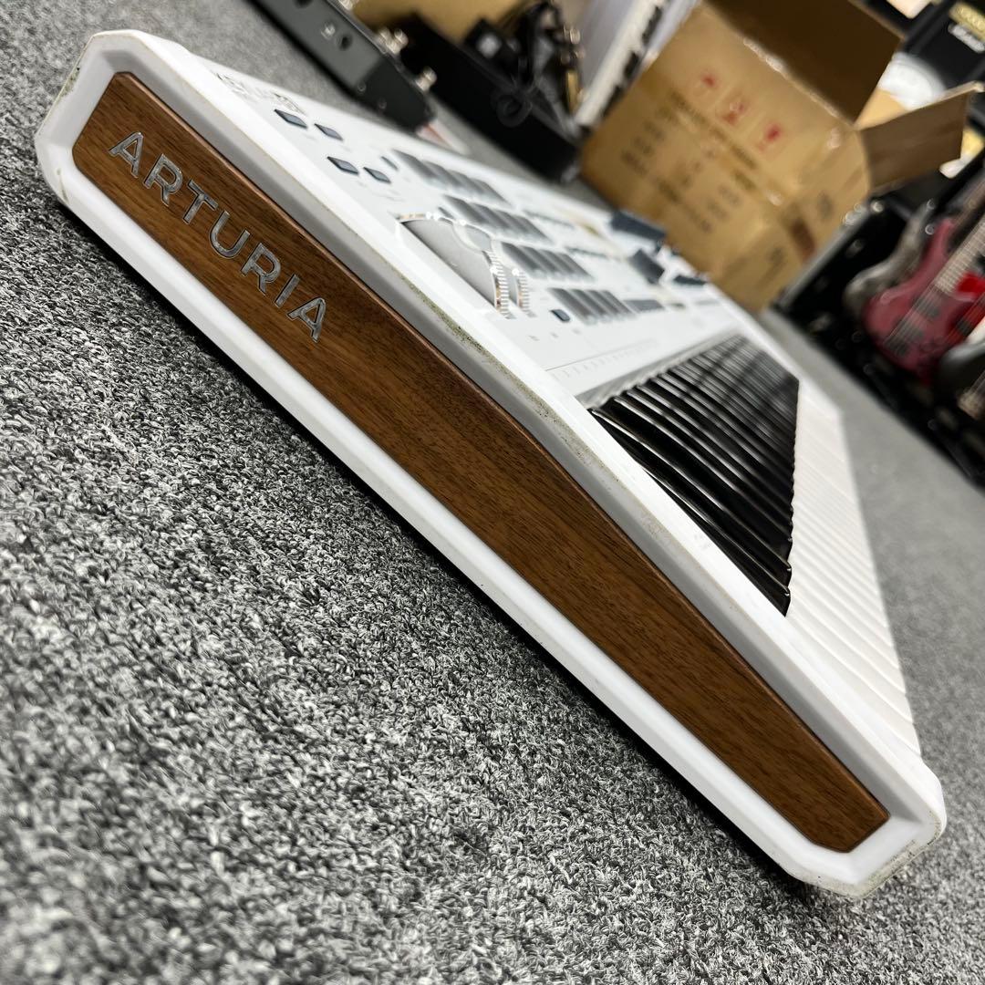 【11020】ARTURIA KEYLAB61 mkII MIDIキーボード