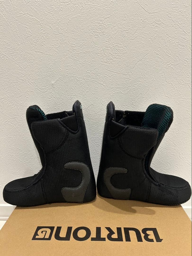 BURTON RITUAL WMS 7.5 ブラック