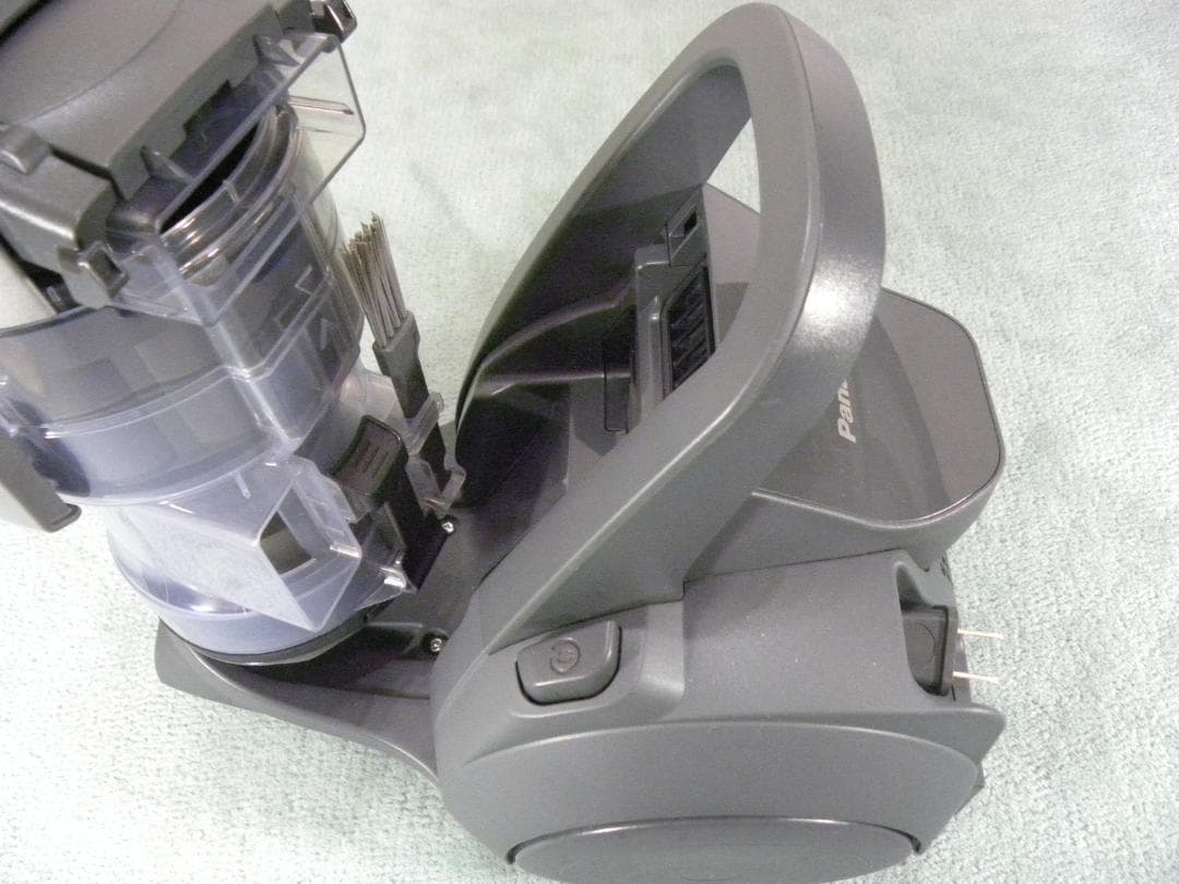 ③Panasonicサイクロン掃除機MC-SR41Kからまないブラシ