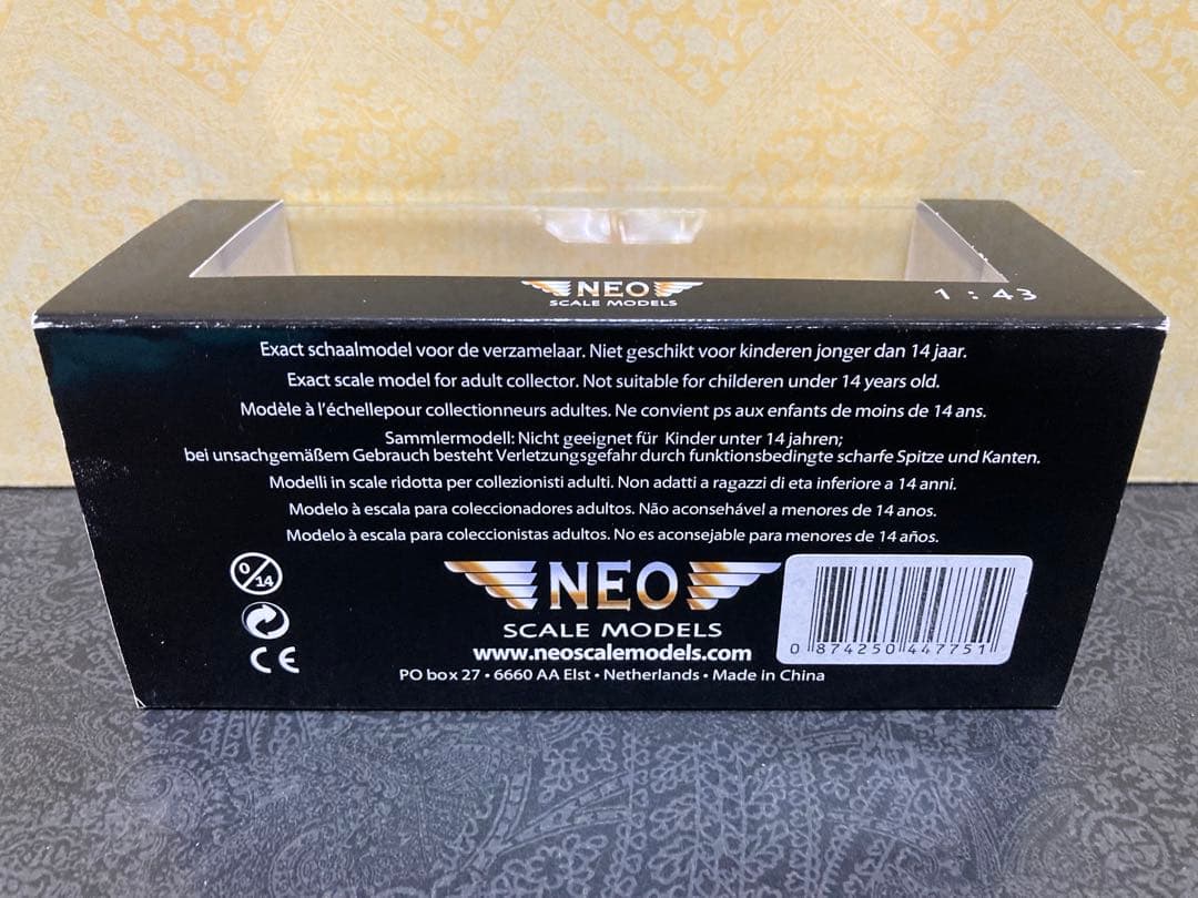 NEO 1/43 Buick 1977 ビュイック エレクトラ セダン