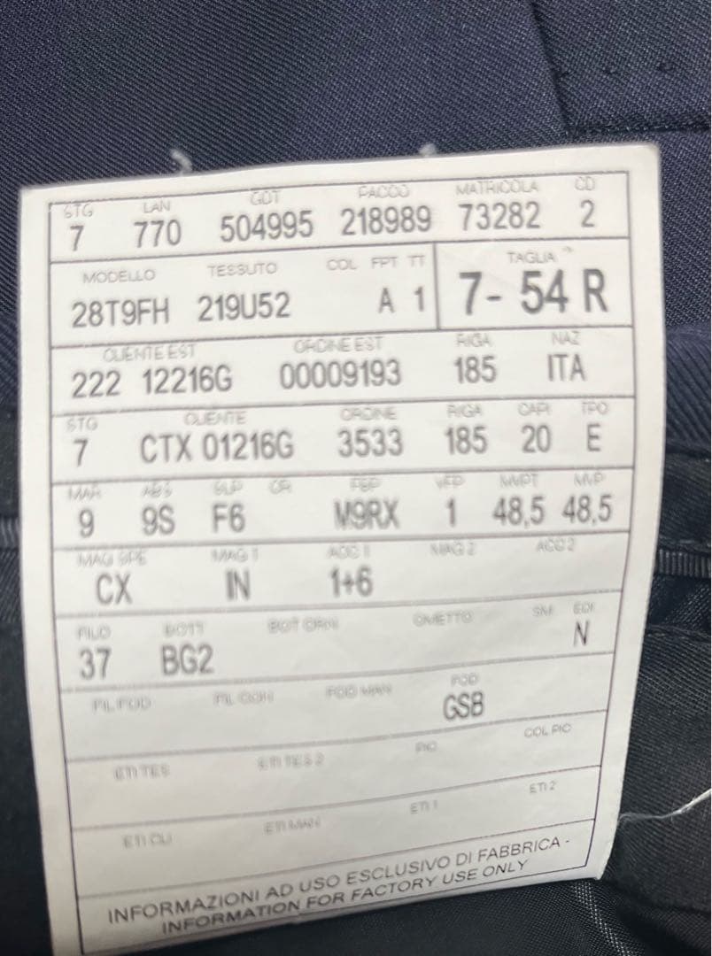 限定価格！GUCCIネイビー スーツ サイズ54 ハンガー付き