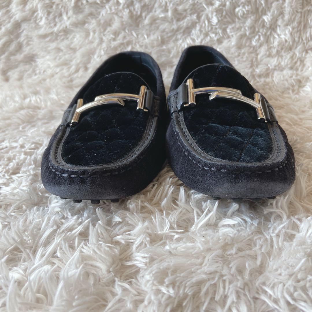 トッズ　ダブルTドライバーズシューズ　黒　スウェード　37 1/2 フラット　銀