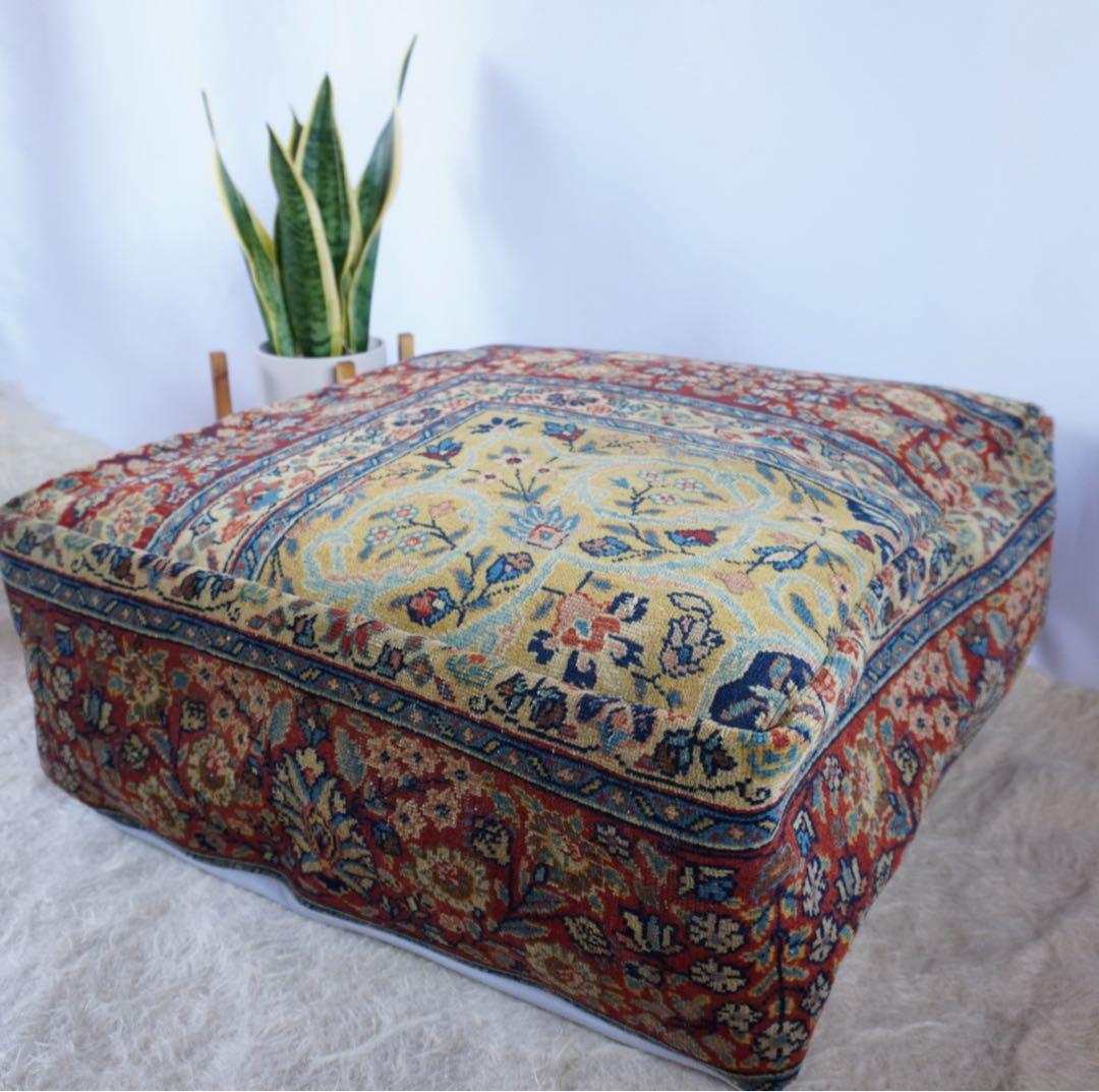 【チクワ】トルコ直輸入　オールドキリム　ヴィンテージラグ　プフ