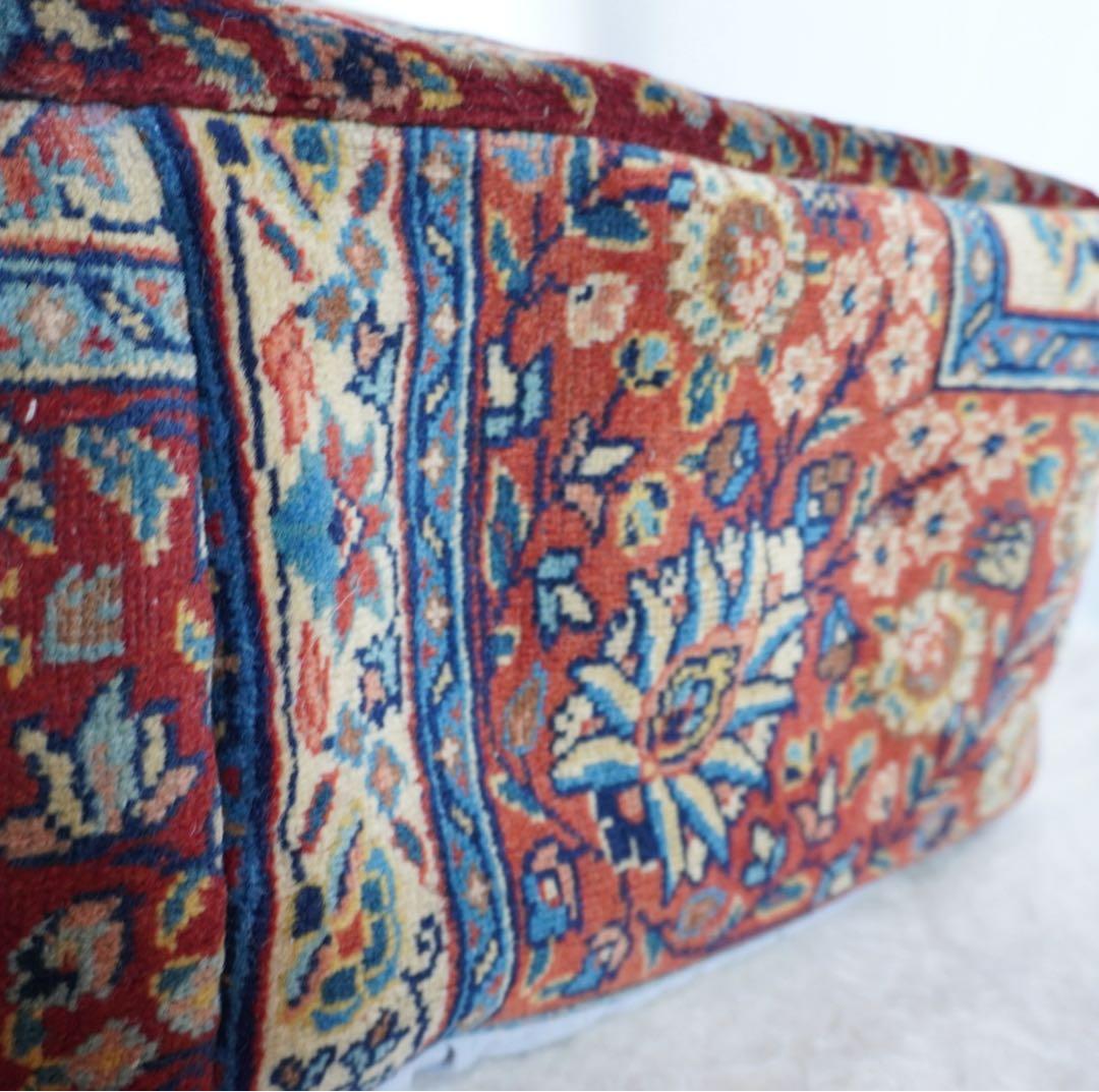 【チクワ】トルコ直輸入　オールドキリム　ヴィンテージラグ　プフ