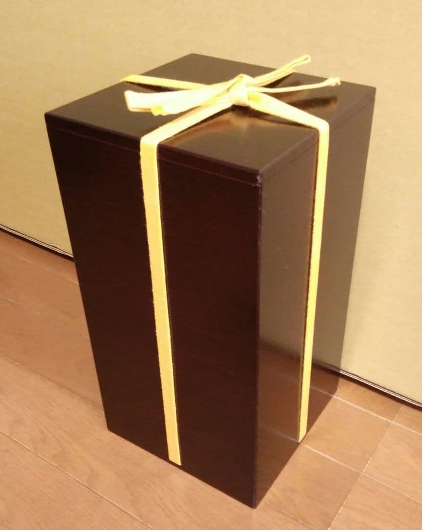 【未使用品】十四代　辻常陸 作　波涛雲龍文　鶴首瓶　「宮内庁御用達」