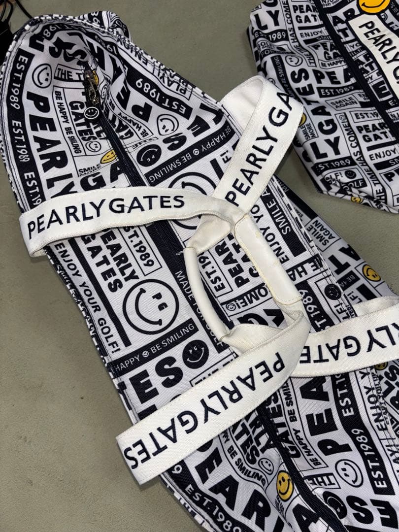 （大ちゃん）パーリーゲイツ、ニュースペーパー柄、ロッカーバッグとセット