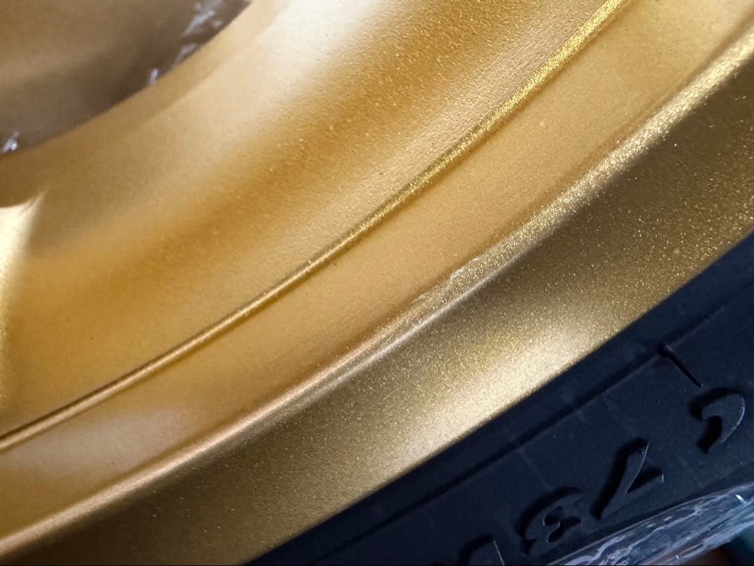 バイク　金ホイール【タイヤおまけ】