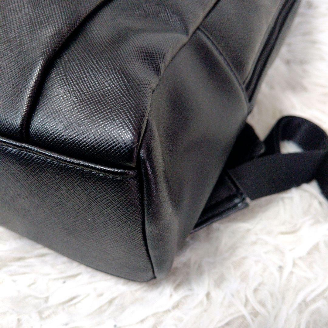 美品 ✨️ TAKEO KIKUCHI ビジネスリュック PVC 黒