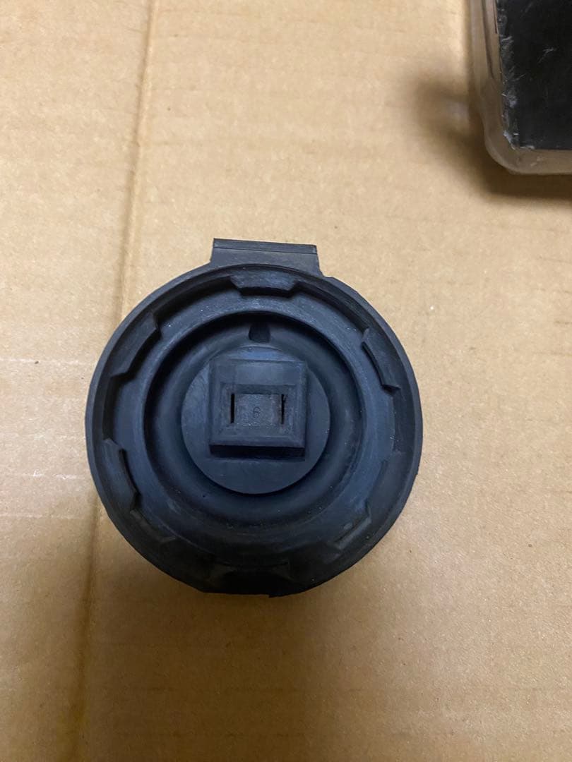 う*ま様 AE86 レビン　純正フォグランプ　右側