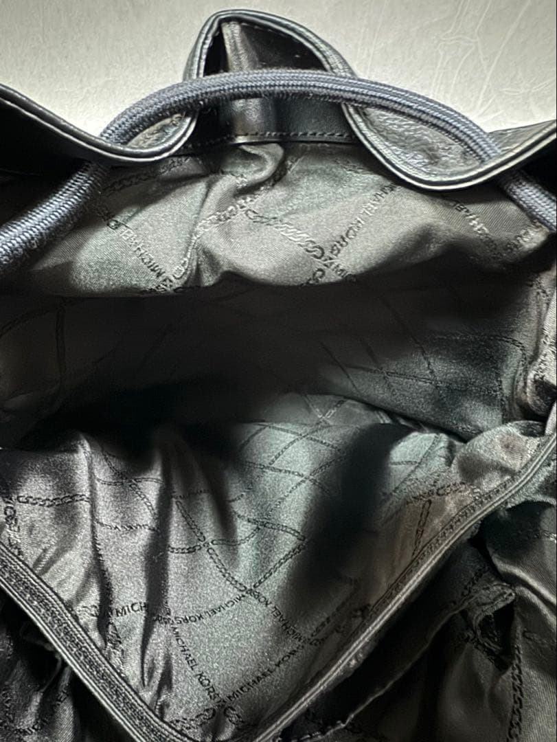 明日投稿削除MICHAEL KORS HUDSON ユーティリティーバック