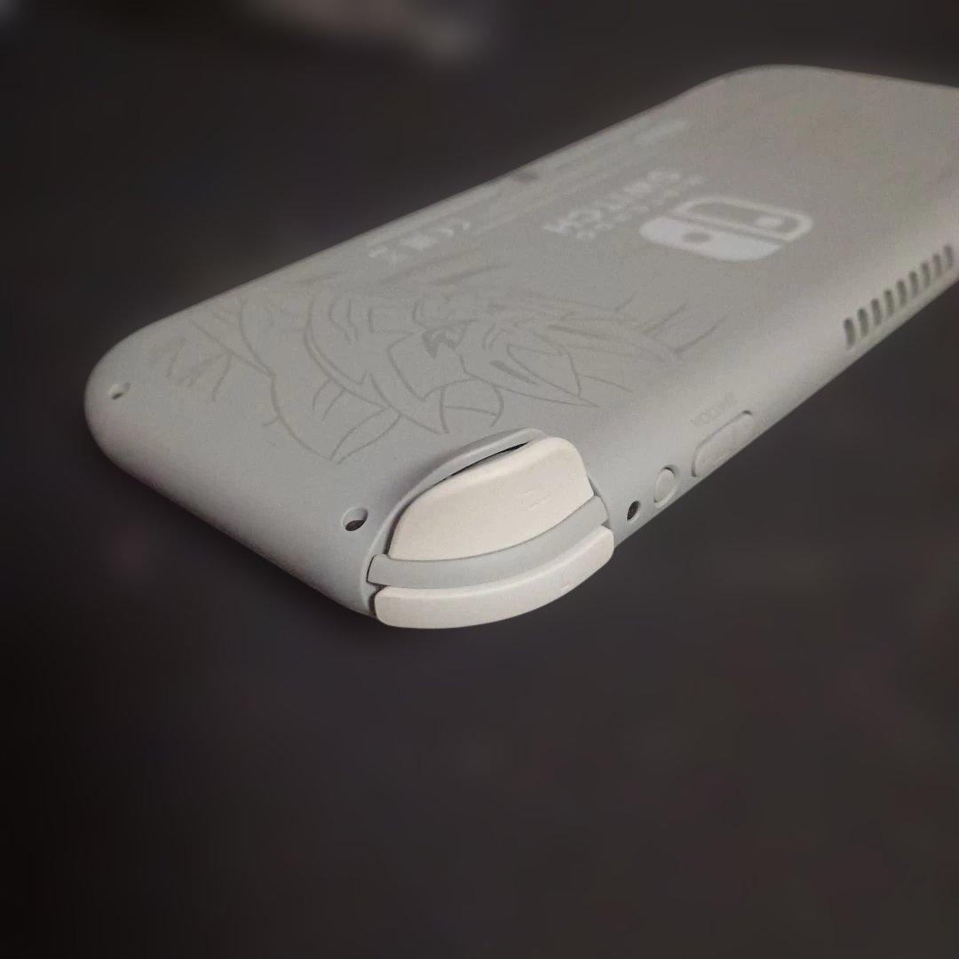 Nintendo Switch Lite ポケモン版 どうぶつの森同梱