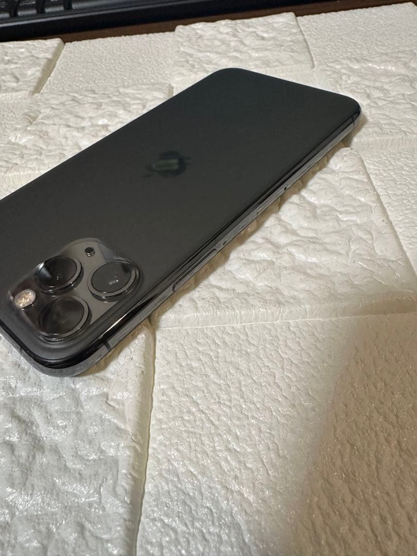 Apple iPhone 11 Pro スペースグレー　本体