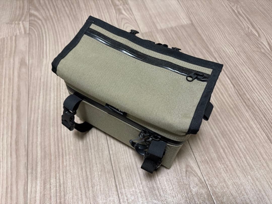 【美品】tade gui フロントバッグ