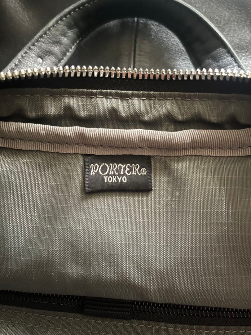 【美品❗️】PORTER ブラック レザー ショルダーバッグ　本革
