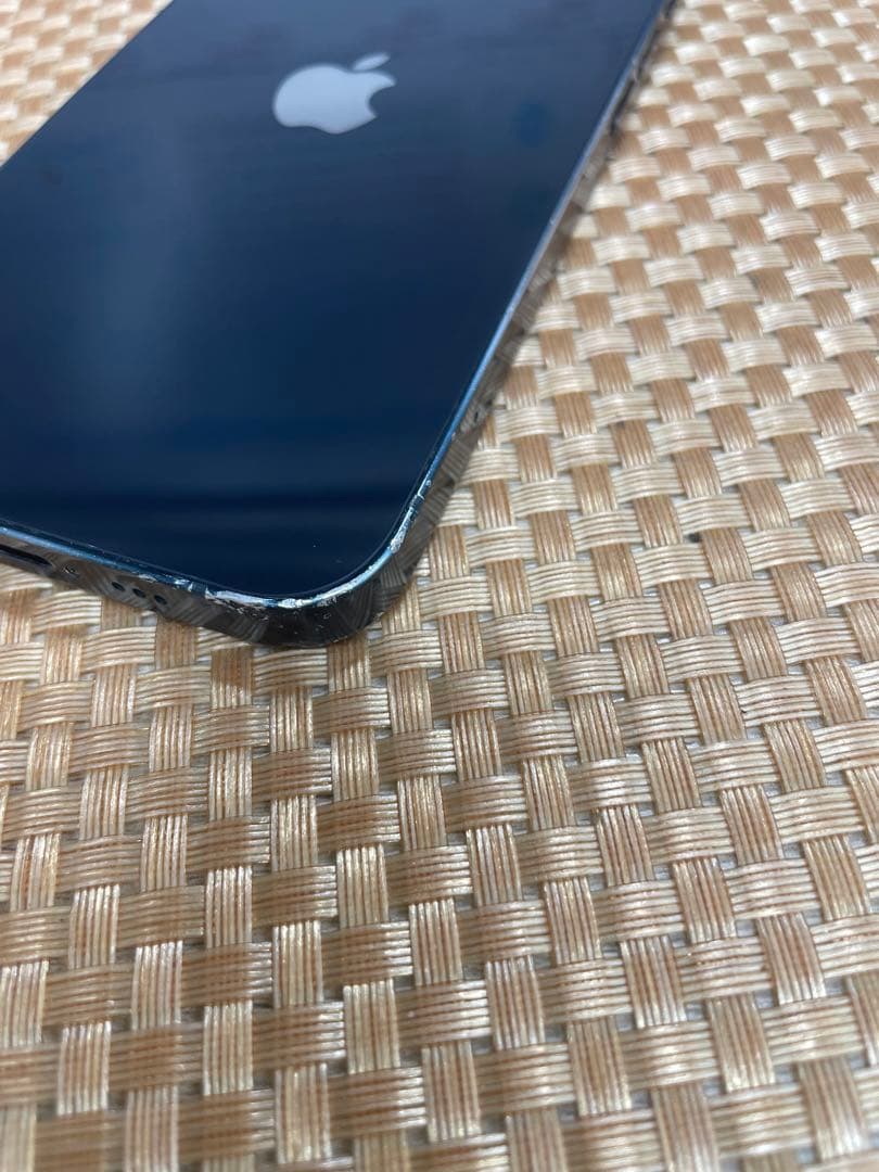 iPhone 13 256 GB ミッドナイトSIMフリー【9728】