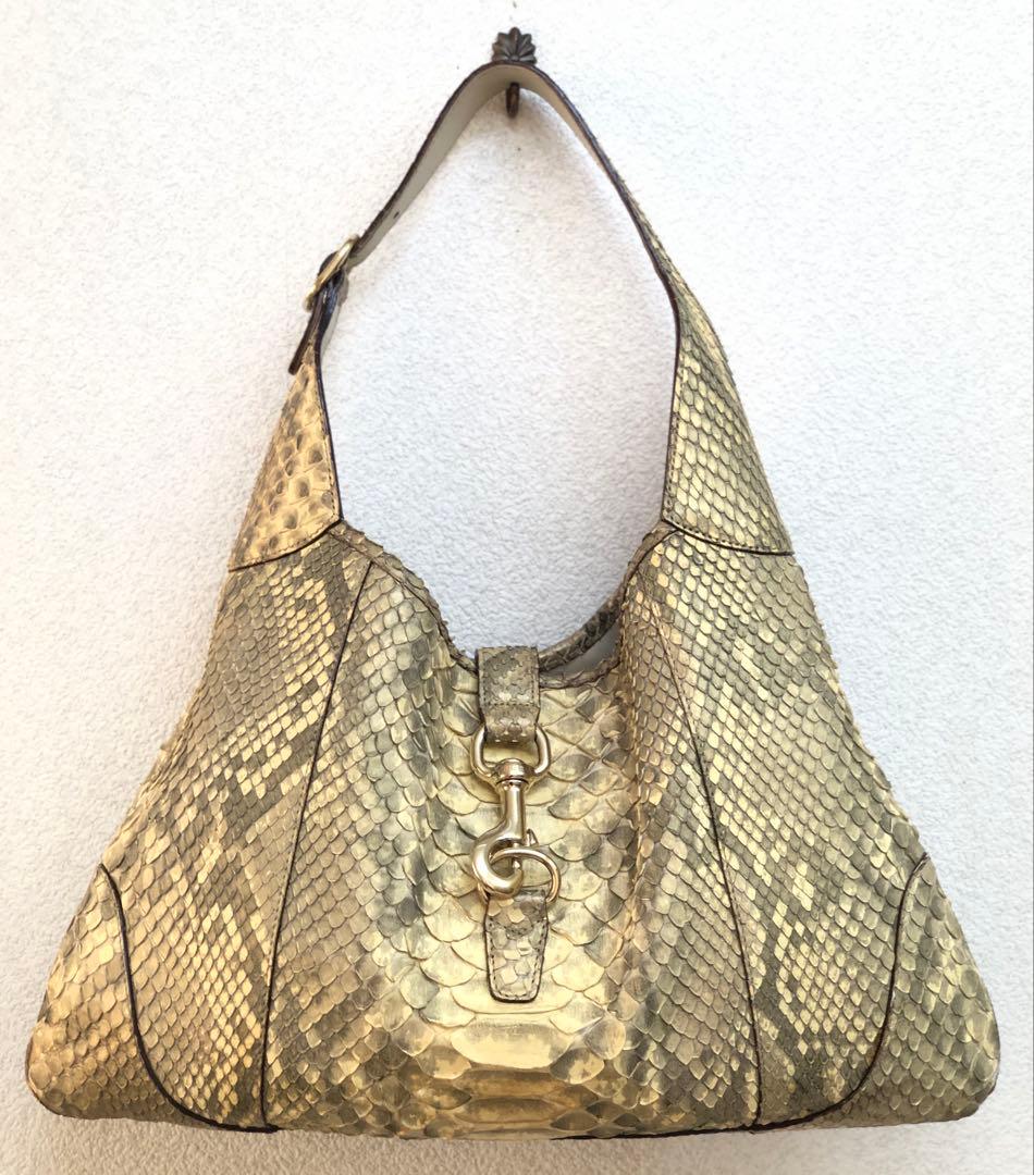 GUCCI ミディアムショルダーバッグ レアなゴールドパイソン 蛇の本革 美品