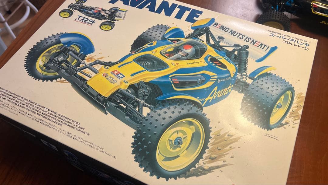タミヤ　スーパーアバンテ(TD4シャーシ)